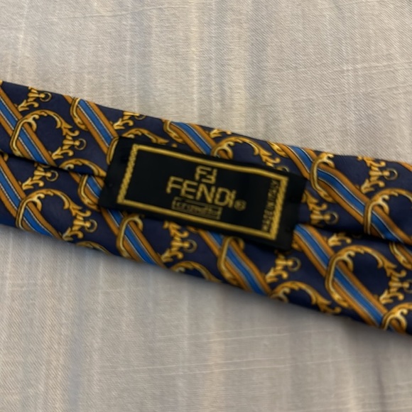 Vtg FENDI Silk Neck Tie - Picture 3 of 5
